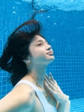 OPPO Reno13 redefines caseless underwater photography with smart AI tech