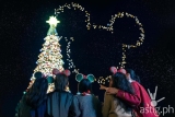 ‘A Disney Christmas’ at Hong Kong Disneyland Resort brings first-ever snowy Christmas to World of Frozen