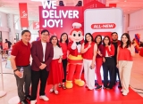 Jollibee delivers joy to the country with new delivery app, introduces Brent and Mika as new ambassadors