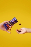 New Snack Alert: Tikman Ang Sarap ng #CadburyShots!