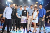 Why did Daniel Padilla get a gold award?