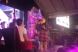 Man proposes at a Valentine’s concert and gets serenaded by Moira dela Torre