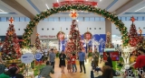 Enjoy a Happy Christmas from SM Supermalls