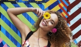 Philips Strada headphone giveaway