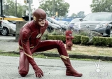 HOOQ Premieres Latest Seasons of The Flash and Supergirl