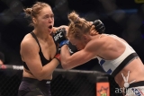 Holm knocks Rousey out, takes Bantamweight belt