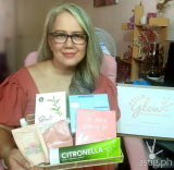 Hello Glow: Glowing and Protected Skin from Face to Body!