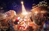 Party Glows On at Hong Kong Disneyland with Beloved Disney Christmas Traditions as the 20th Anniversary Celebration Continues